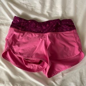 Lululemon Speed Up Short size 2 in Pink